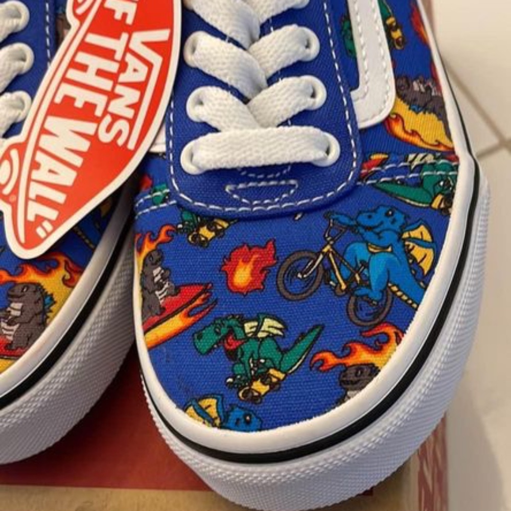 BRAND NEW youth boy gir vans dragon explorer shoes size 12 - Picture 5 of 8